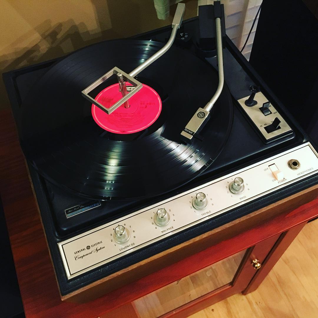 Last night I got my grandmother's old GE turntable working...tonight we were serenaded during dinner by a little Tom Jones from 1967. #vinyl #nowspinning #music