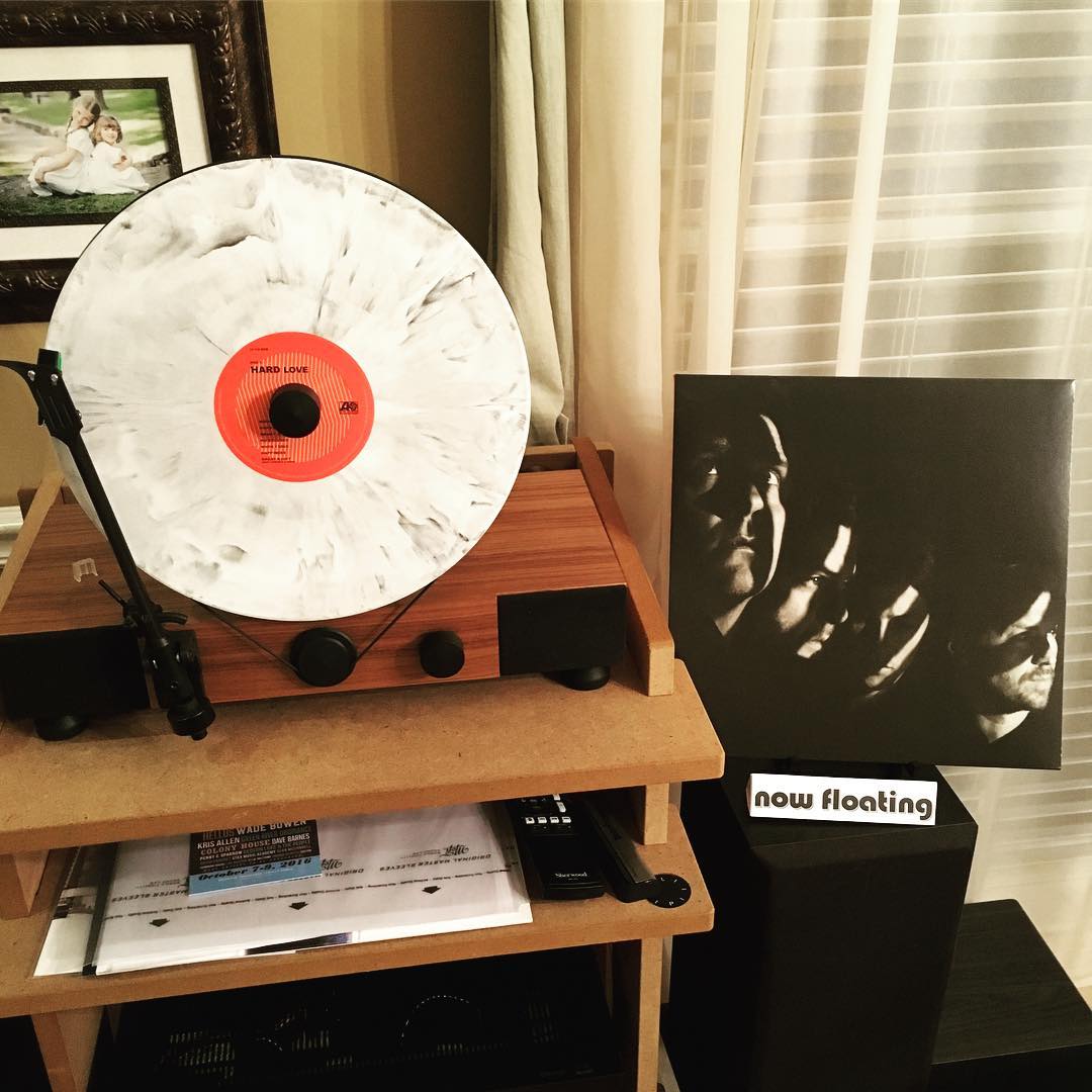 Thrilled to finally have the new @needtobreathe album "HARD LOVE" on white & black marbled #vinyl. As always it looks even better on my @gramovox floating record player. #nowfloating #music