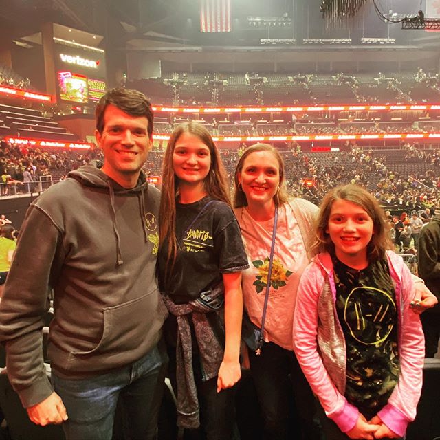 What...A....Show! @twentyonepilots #twentyonepilots #banditotour #concerts #family #travel #music #livemusicrocks